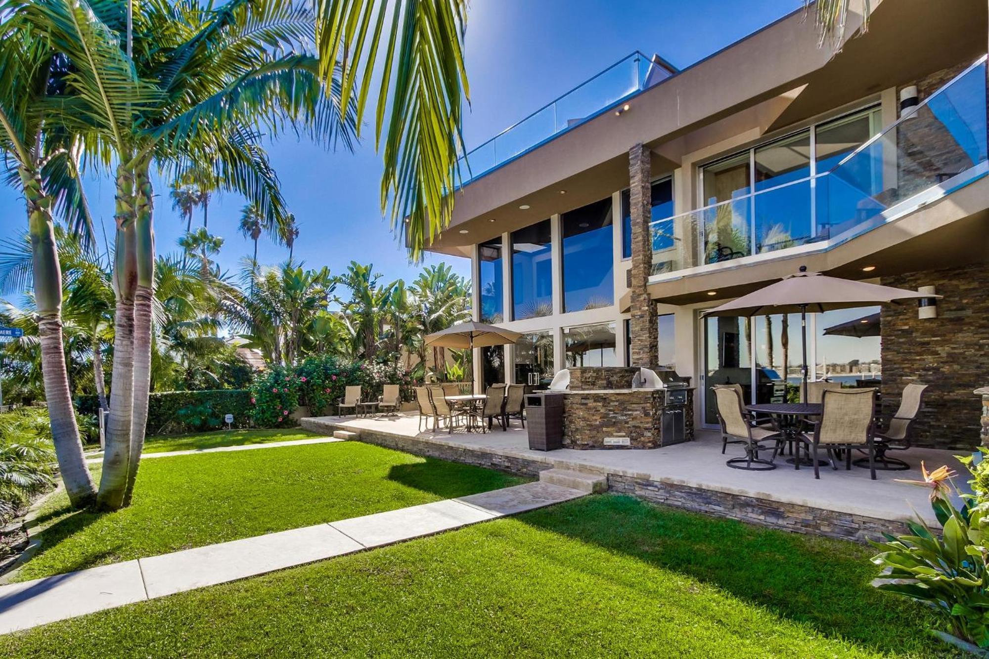 Apartment B5169 On The Bay - 2 Bedroom