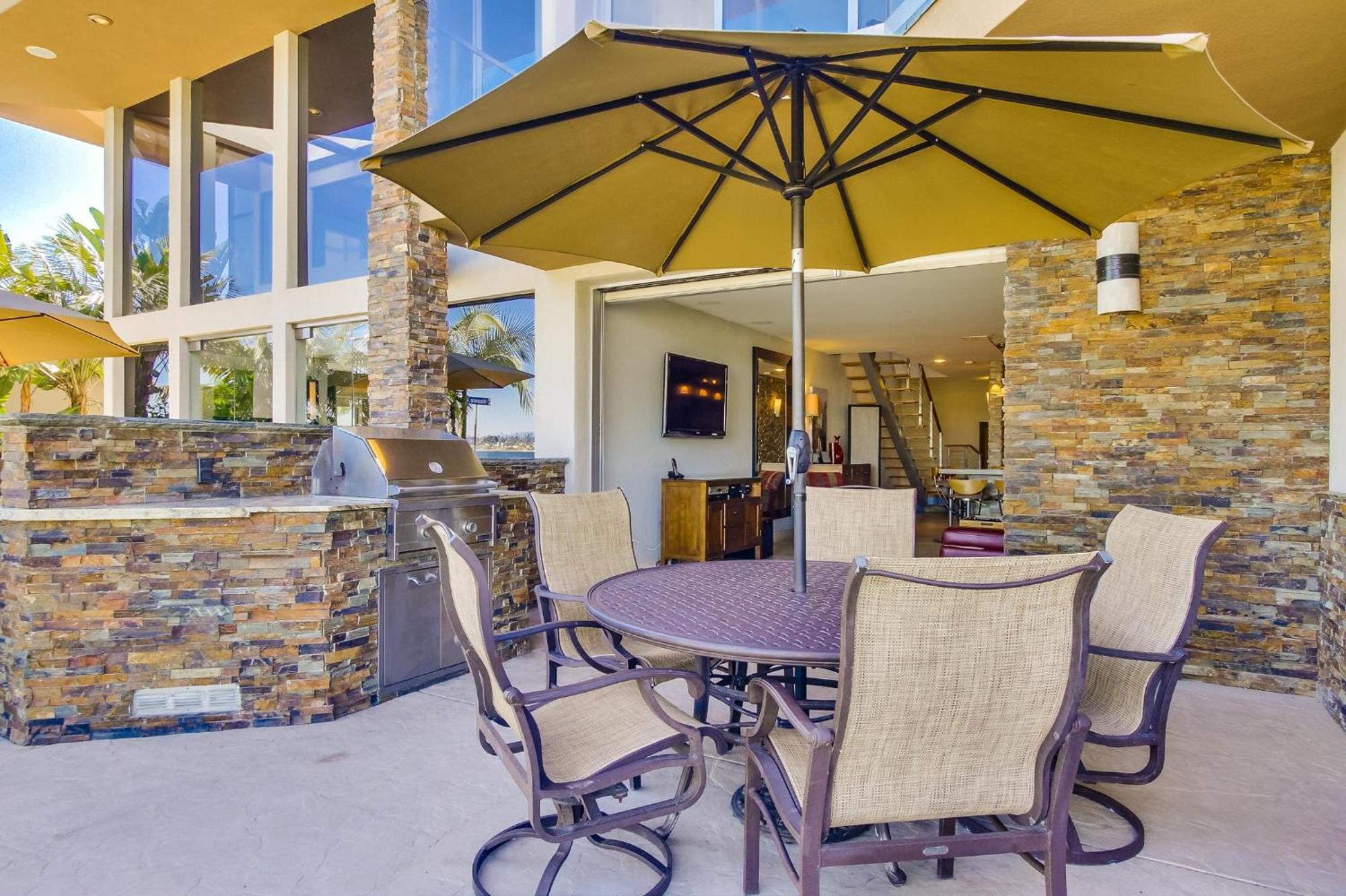 Apartment B5169 On The Bay - 2 Bedroom